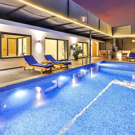 Ulugoel 2 Bedroom With Private Pool Villa Kalkan